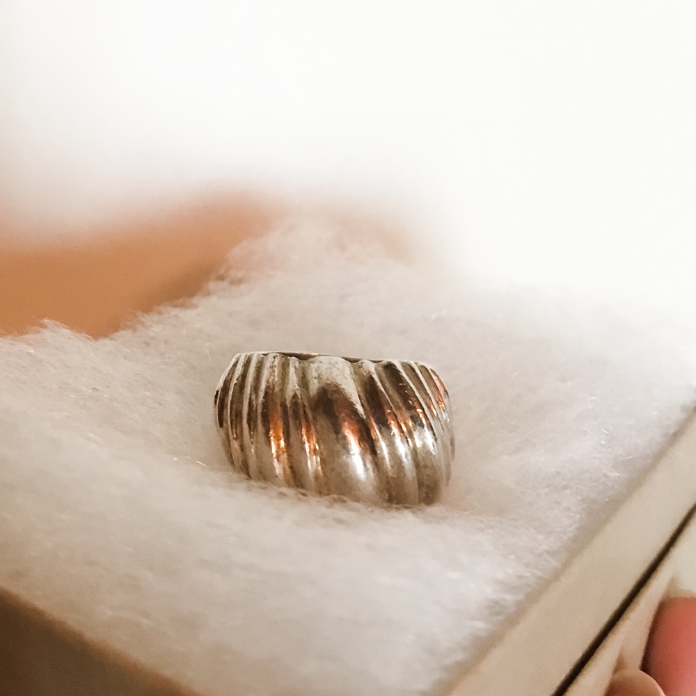 Vintage 925 Sterling Silver Ring